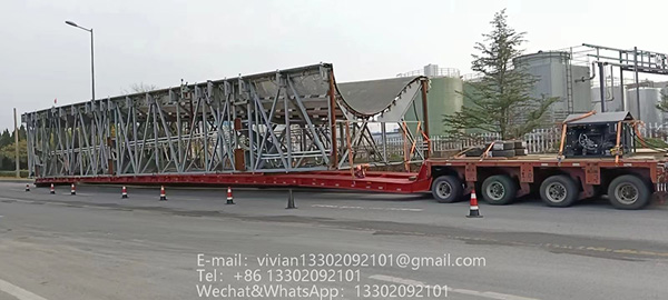 2.43-meter-wide self propelled modular transporters SPMT